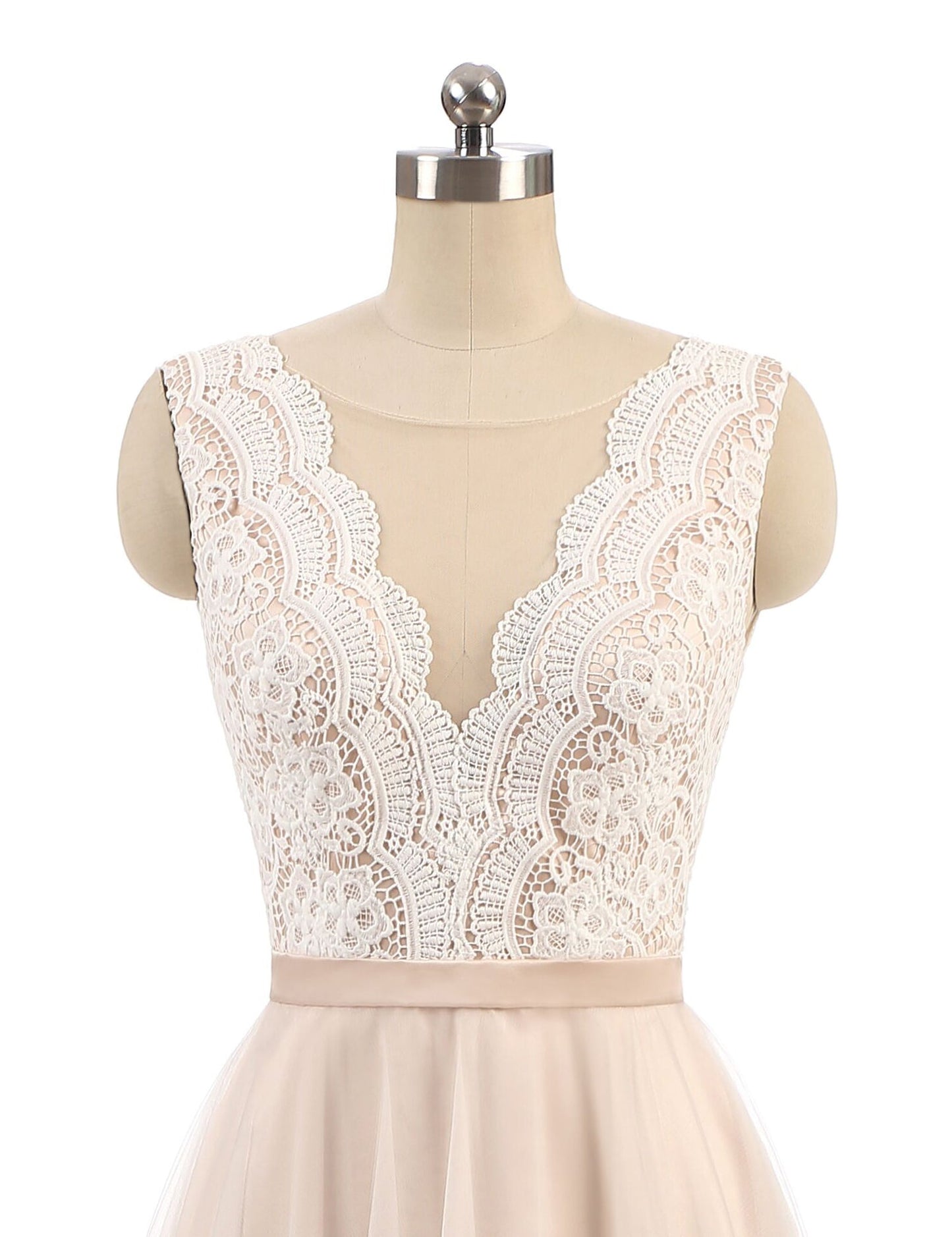 Vestido Largo Champagne con Escote en V y Corsé de Encaje con Falda de Tul