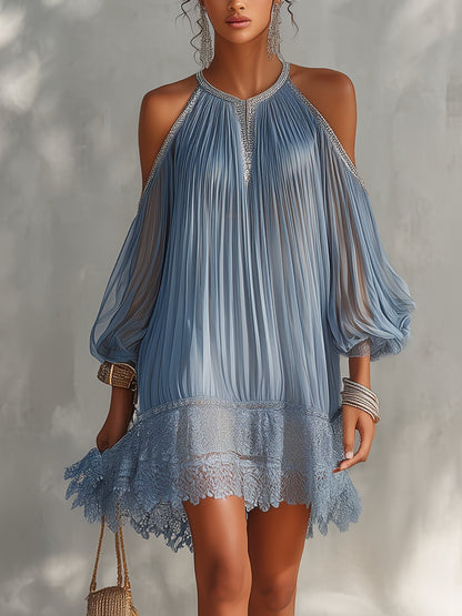 Séraphine | Vestido Mini Azul con Hombros al Descubierto, Fruncido y Dobladillo de Encaje