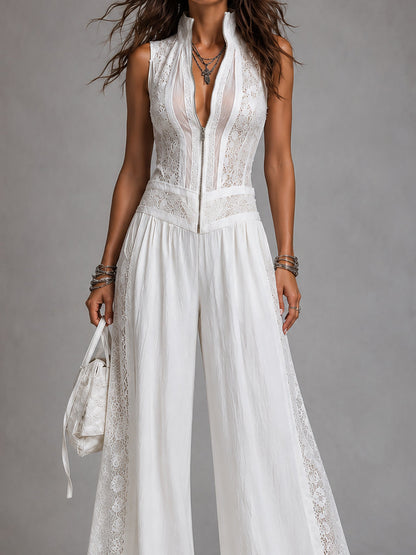 Conjunto Vintage de Cuello Alto y Pantalones Anchos con Detalles de Encaje