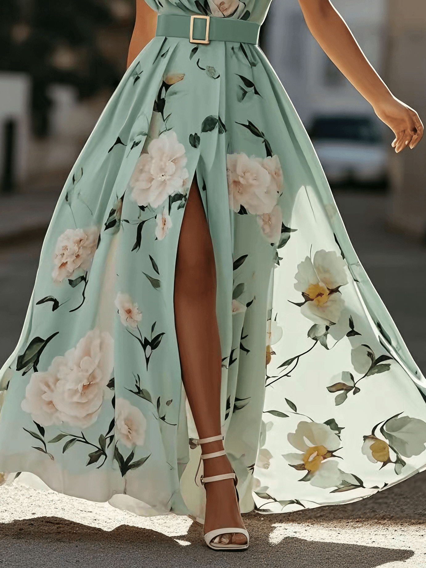 Julie | Vestido maxi de gasa verde con estampado floral