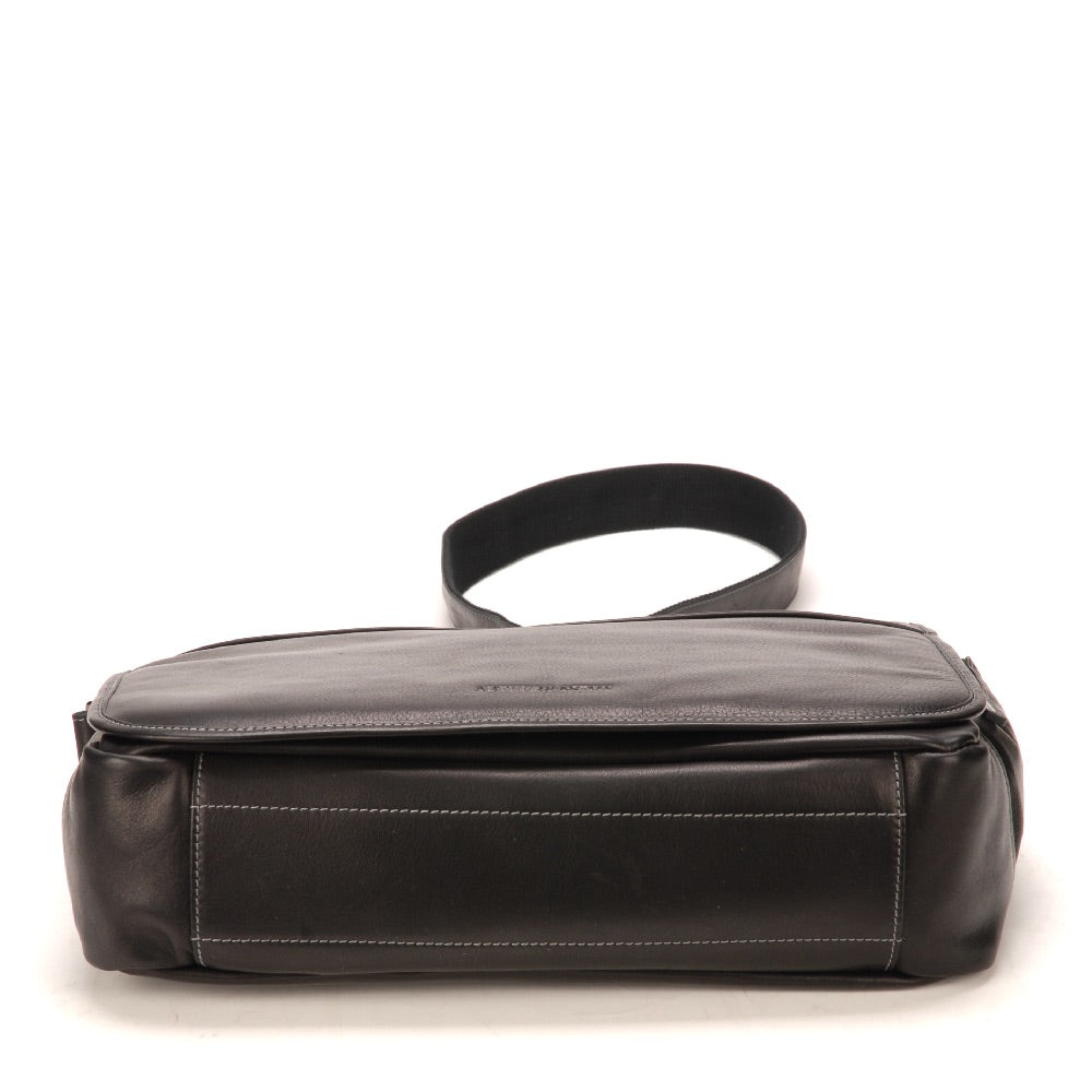 Messenger Bag Pablo - Waterproof Leather