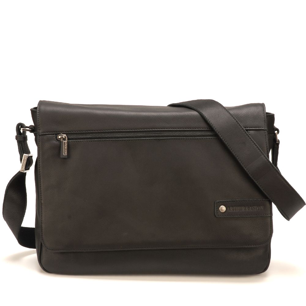 Oscar Leather Messenger Bag