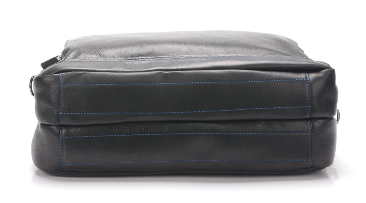Pablo Sumergido Leather Portfolio with 2 Expandable Folds