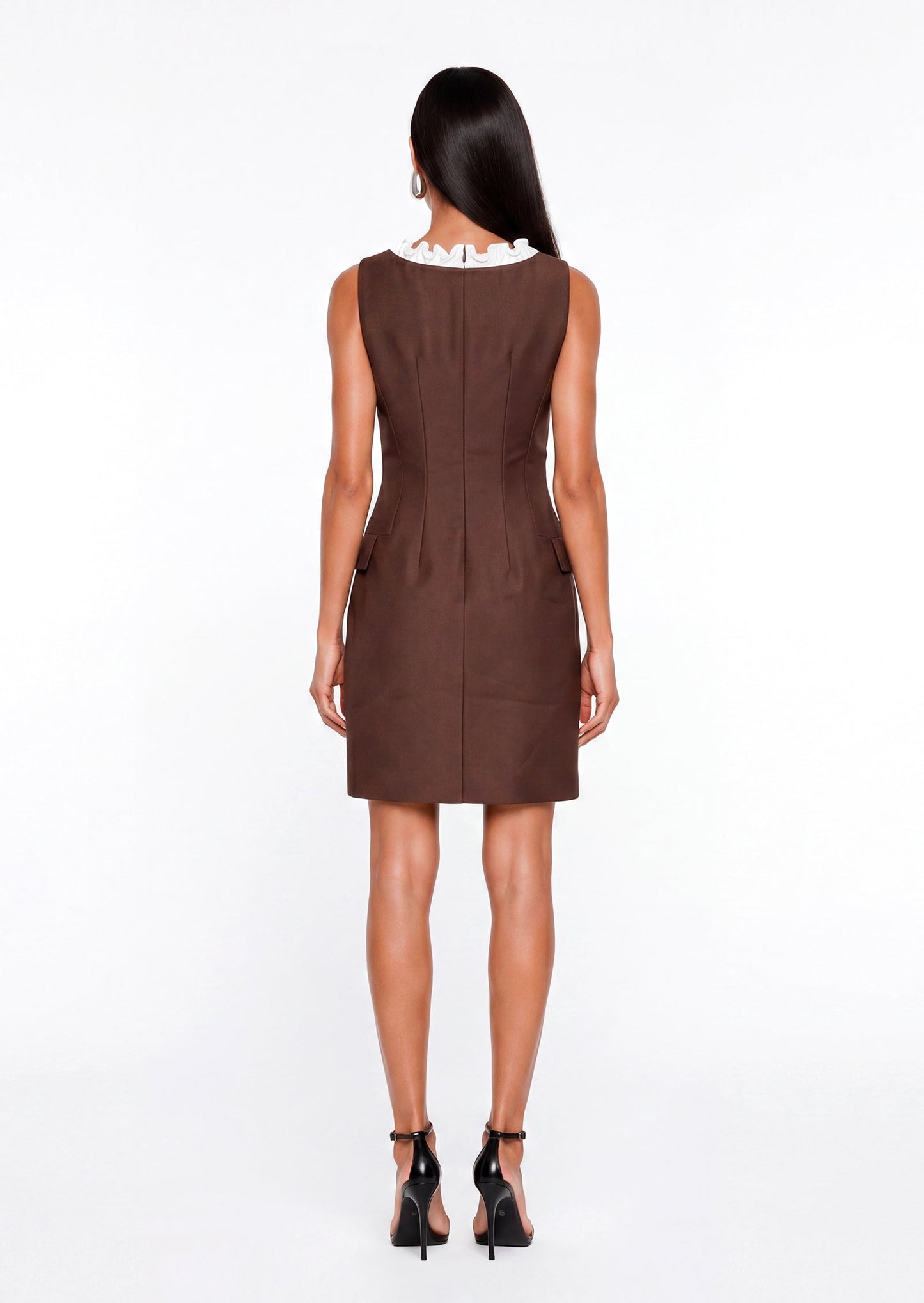 Vestido Sin Mangas con Volantes Cartia" can be rewritten as "Vestido Cartia Sin Mangas con Detalles de Volantes.