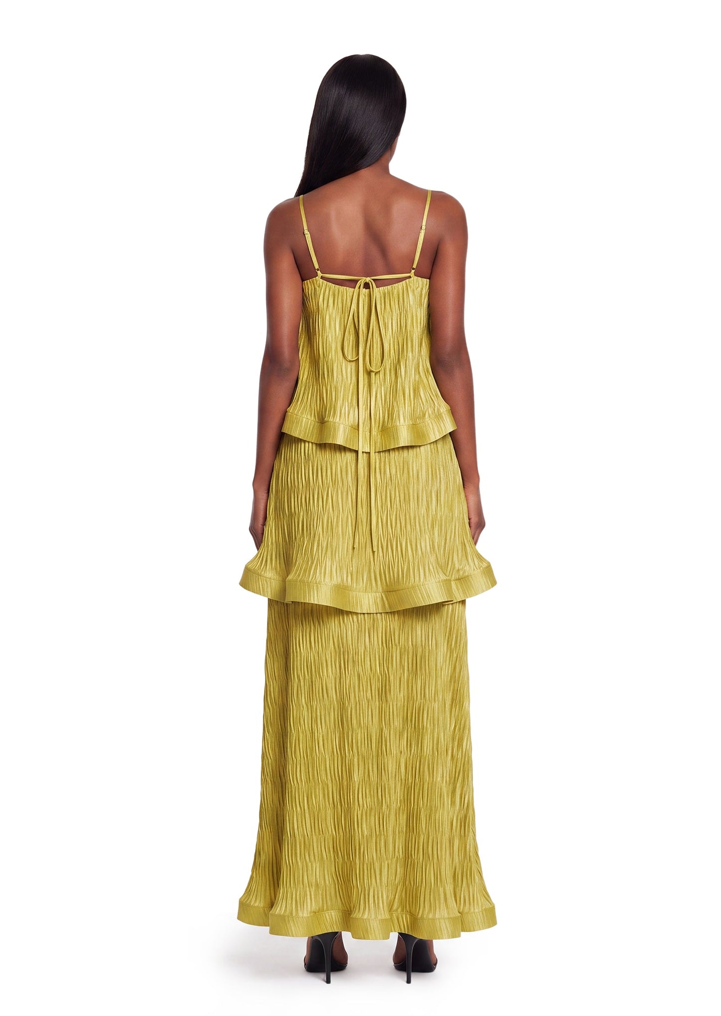 "Vestido Maxi Sin Mangas de Satén Aasimah" can be rewritten as "Aasimah Sin Mangas Vestido Maxi de Satén".