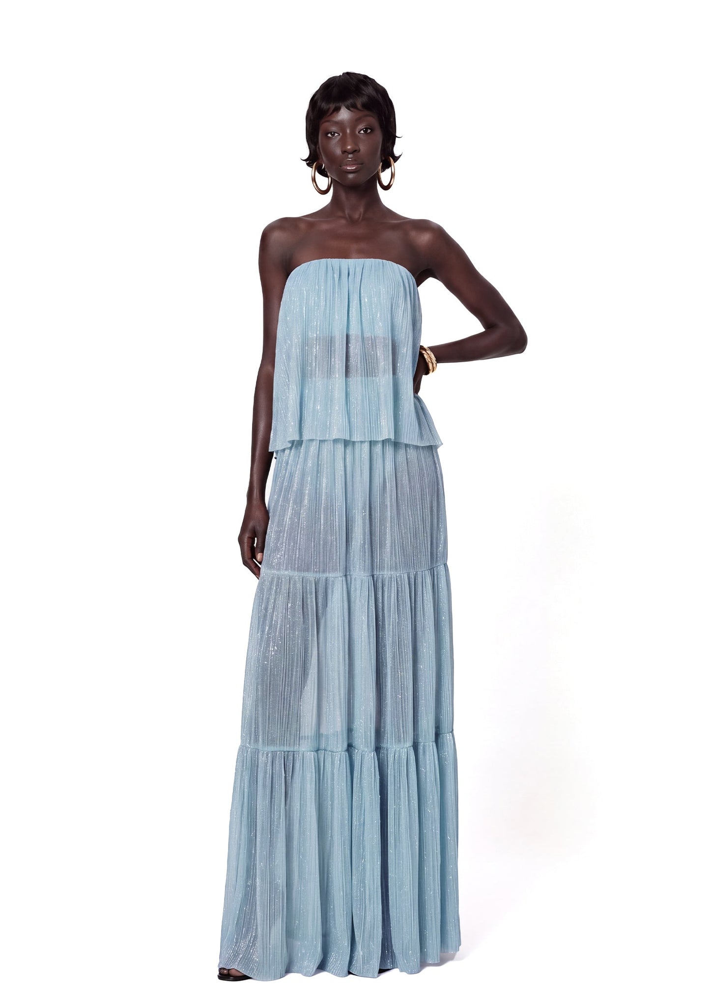 Conjunto Chasya Sin Tirantes: Top y Falda con Elegante Brillo