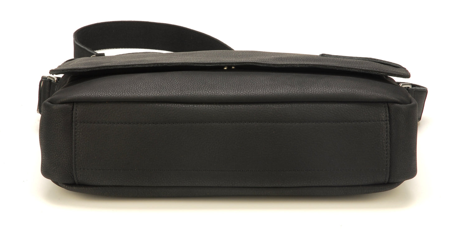 Oscar Leather Messenger Bag