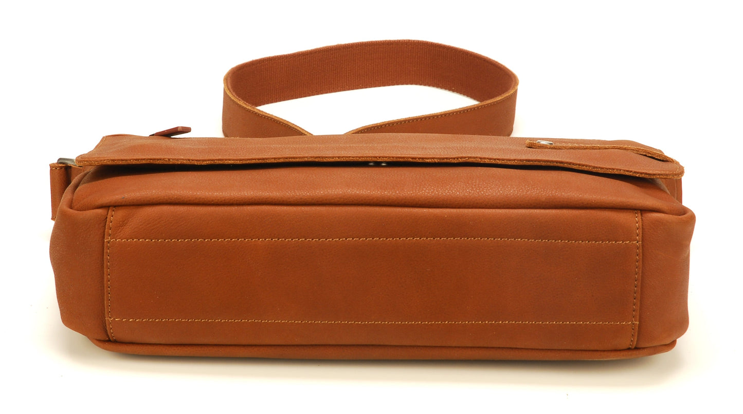 Oscar Leather Messenger Bag