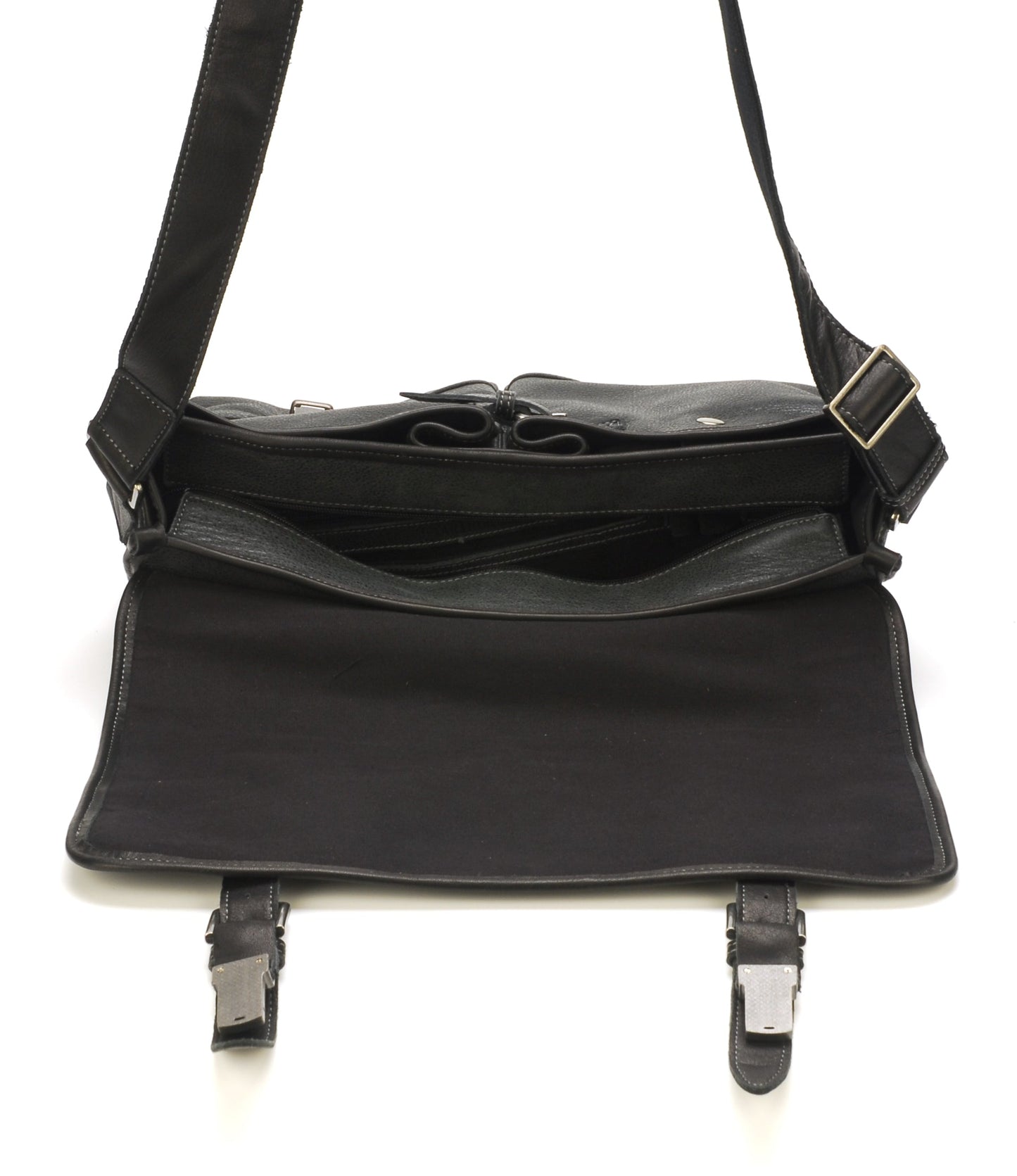 Gran Modelo de Bolso Bandolera de Cuero con Solapa