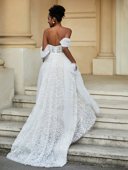 Ivoire Sans Manches Robe de Mariée A-ligne en Dentelle avec Col en Coeur