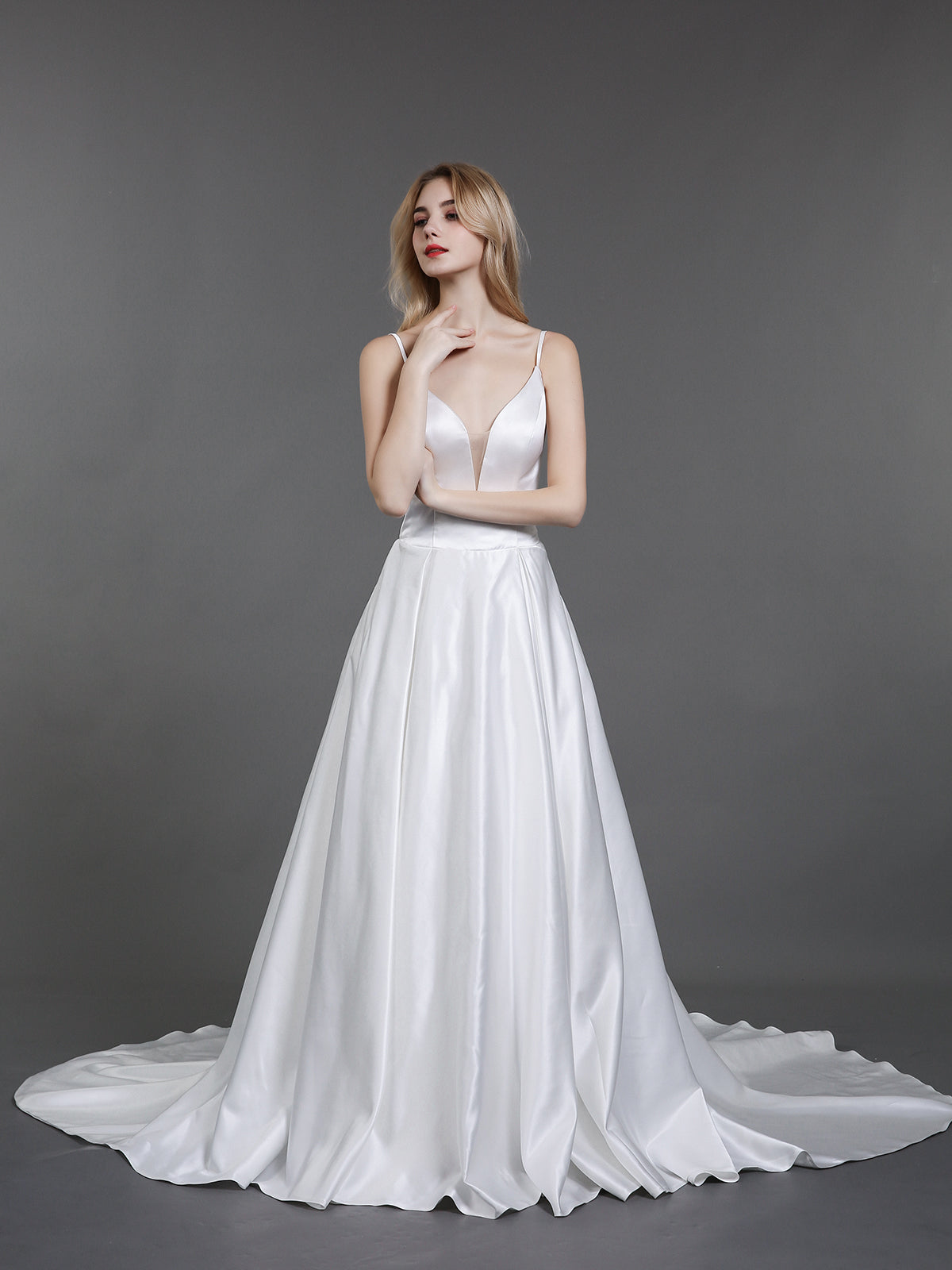 Vestido de Novia Marfil con Tirantes de Espagueti Simples