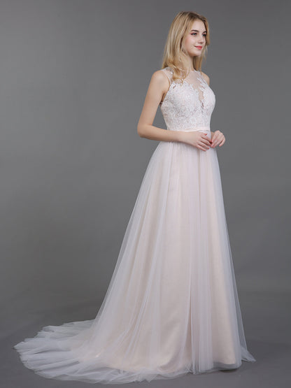 Vestido de Novia Marfil con Encaje y Tul y Botones en la Espalda