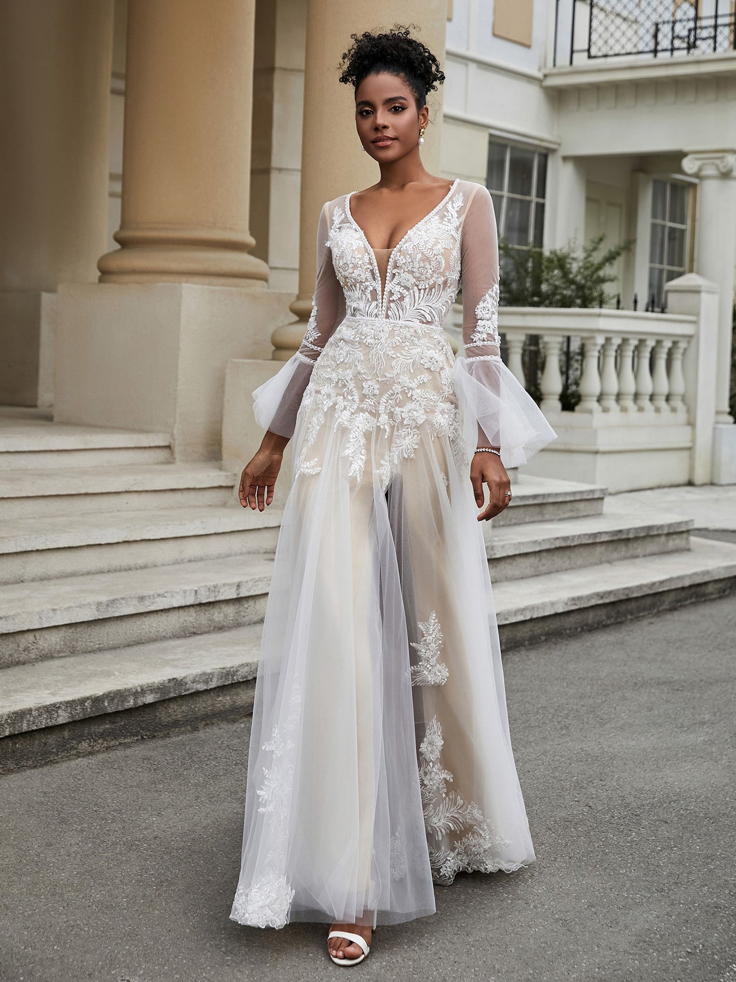 Robe de Mariée A-ligne en Dentelle et Tulle avec Col en V Ivoire