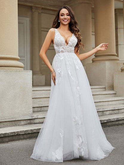 Vestido de Novia Marfil de Tul y Encaje con Escote en V