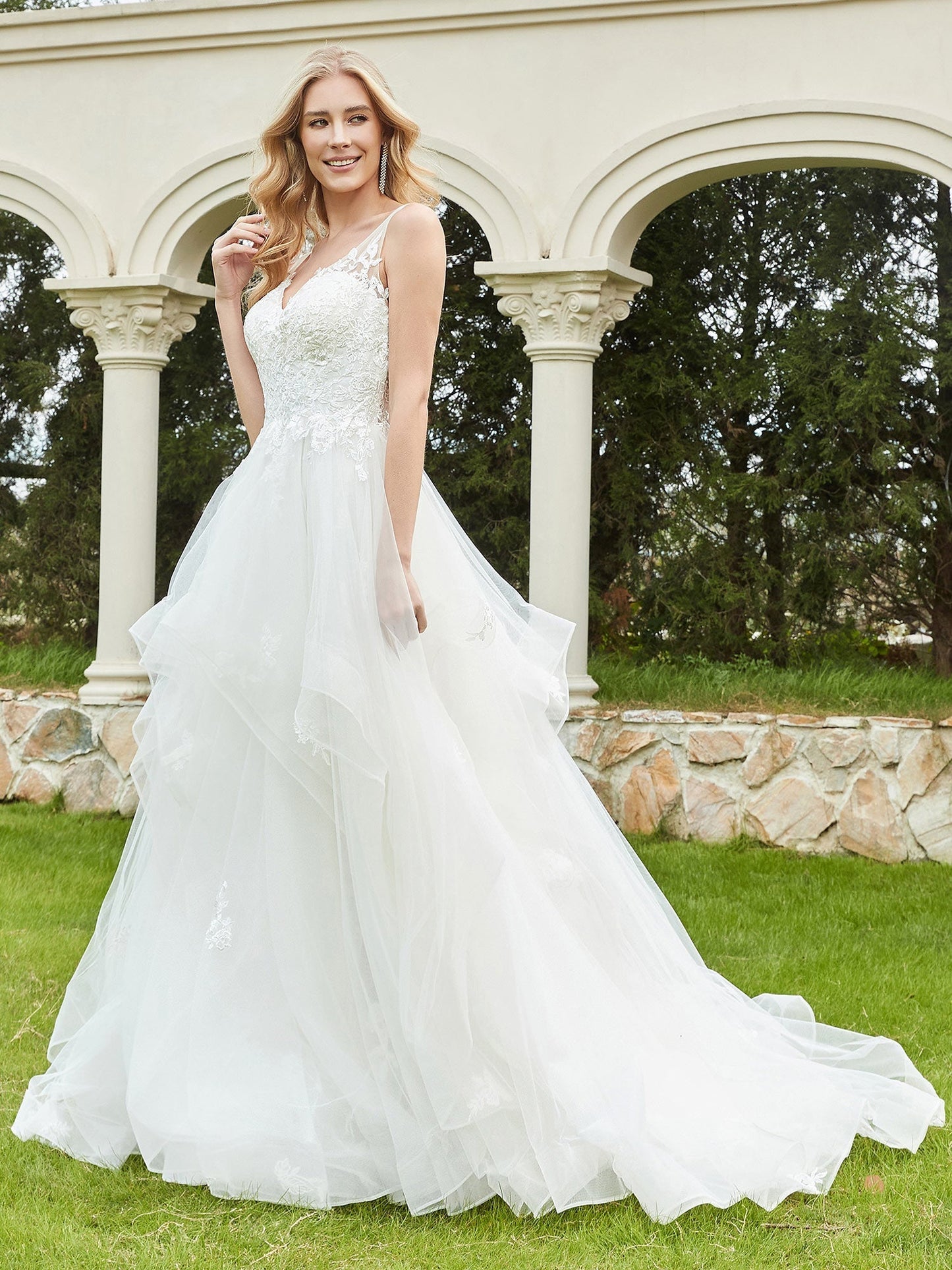 Vestido de Novia Sin Mangas de Tul con Escote en V Color Marfil