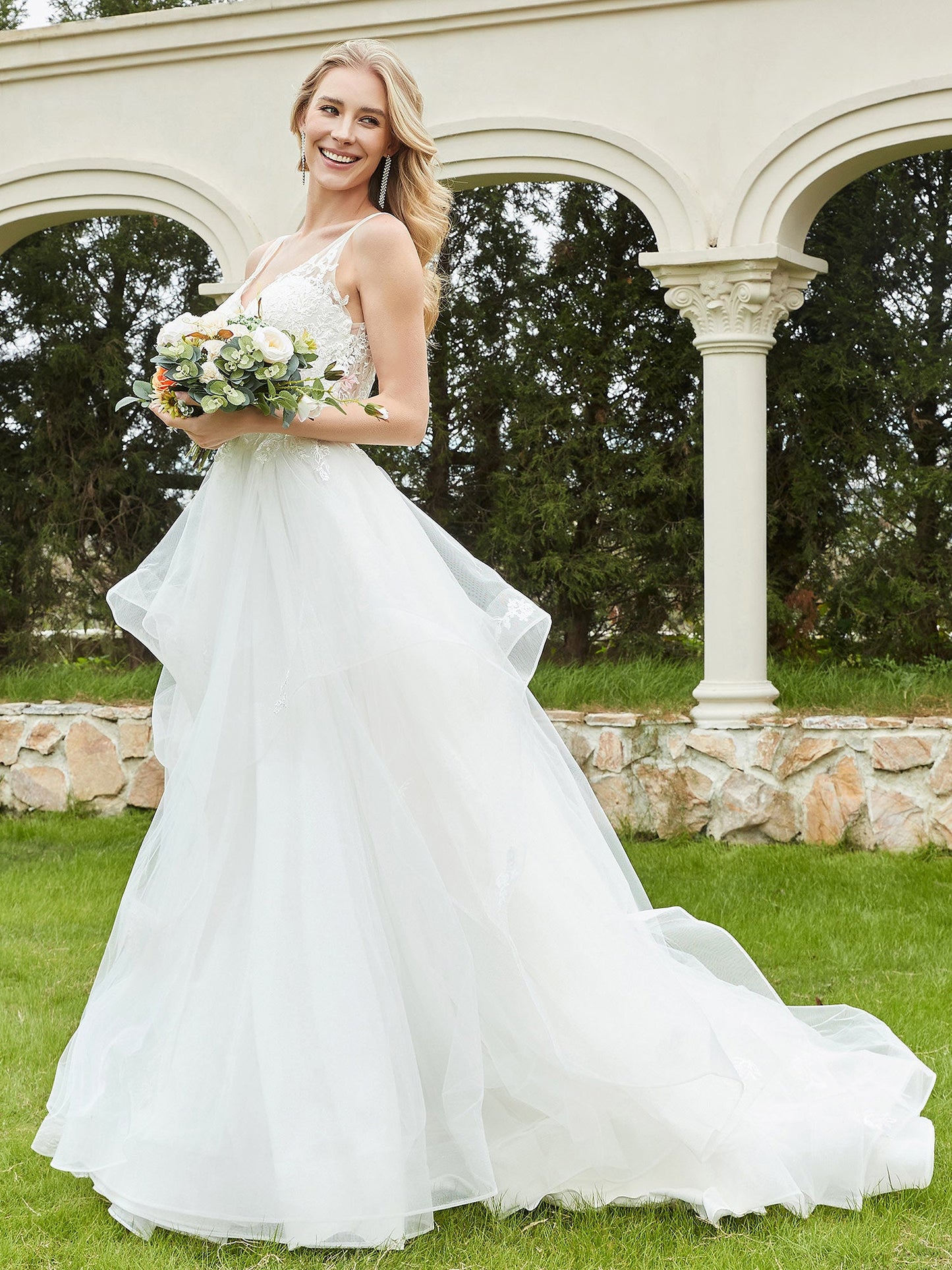 Vestido de Novia Sin Mangas de Tul con Escote en V Color Marfil