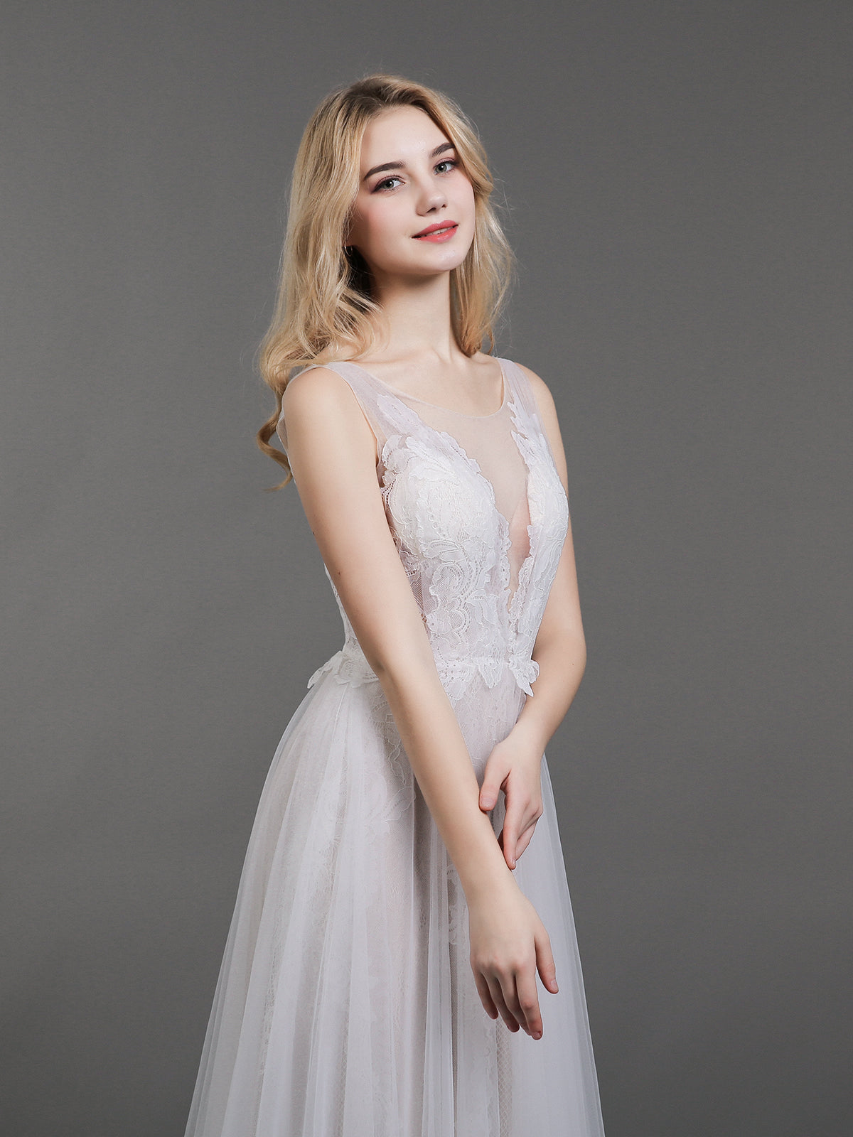 Vestido de Novia de Playa en Marfil con Encaje y Tul