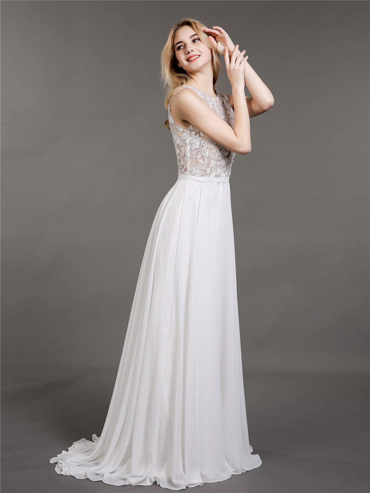 Vestido de Novia Marfil con Encaje, Muselina y Perlas