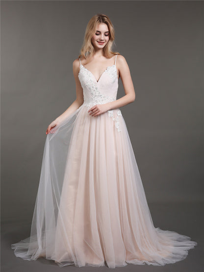 Vestido de Novia Marfil con Tirantes Espagueti y Escote en V con Cola
