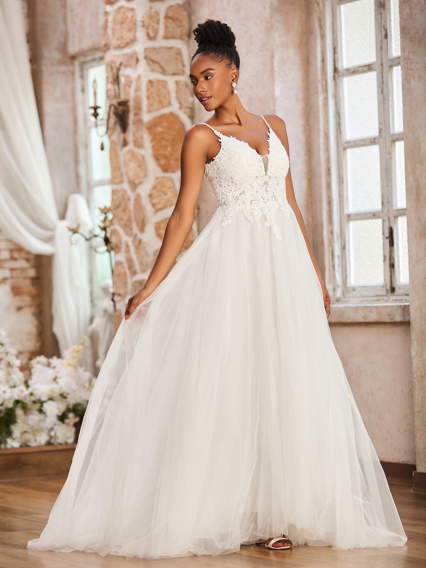 Vestido de Novia Plisado con Espalda Descubierta y Escote en V Profundo en Color Marfil