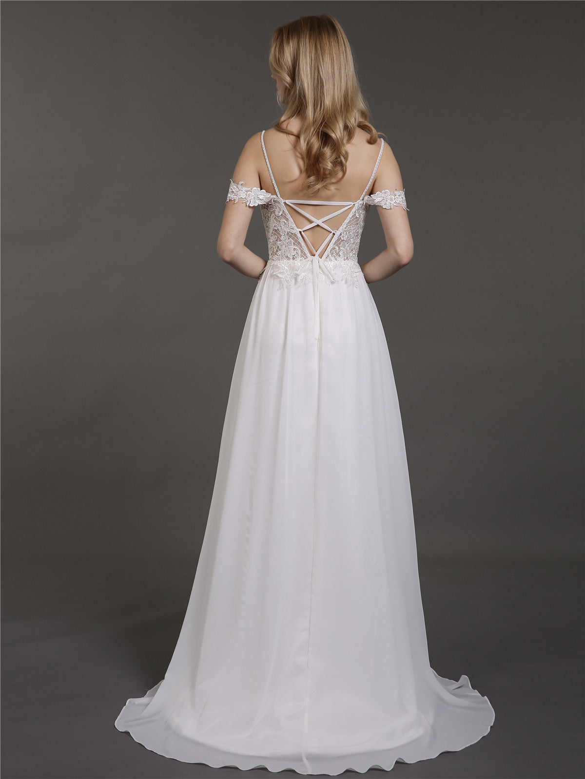 Vestido de Novia Marfil con Tirantes de Espagueti y Muselina Simple