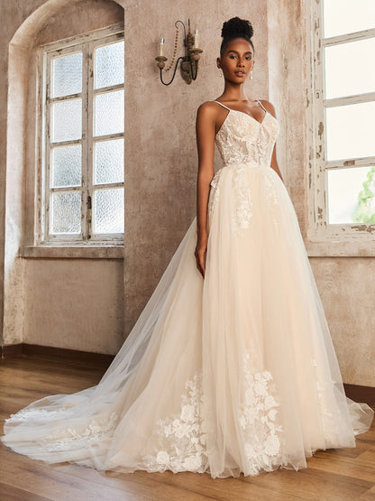 Vestido de Novia de Encaje con Tirantes Espagueti en Color Marfil/Copa