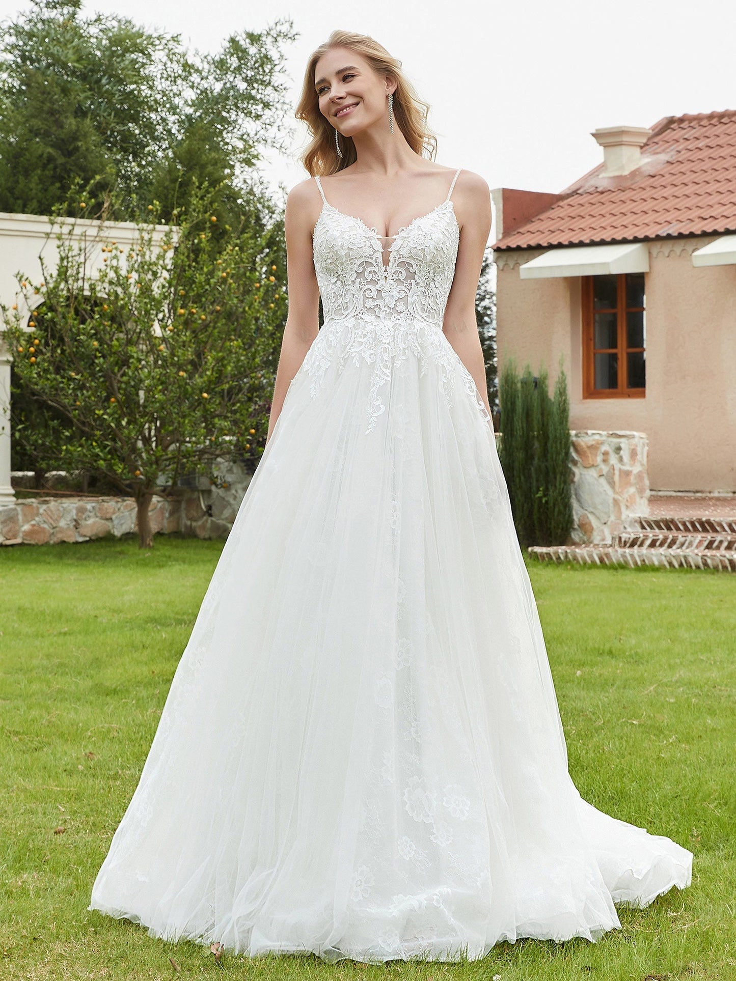 Vestido de Novia de Encaje Marfil con Escote en V Profundo