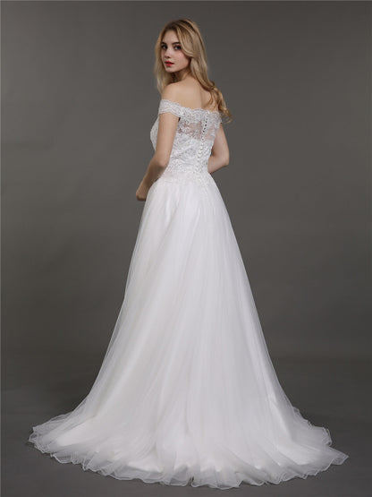 Vestido de Novia Marfil con Encaje y Tul de Corte Asimétrico