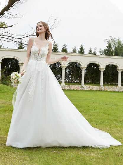 Vestido de Novia con Encaje y Escote Ilusión en Color Marfil