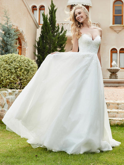 Vestido de Novia de Tul Marfil con Escote en Forma de Corazón y Cola Barrida