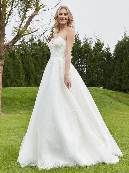 Vestido de Novia de Tul Marfil con Escote en Forma de Corazón y Cola Barrida