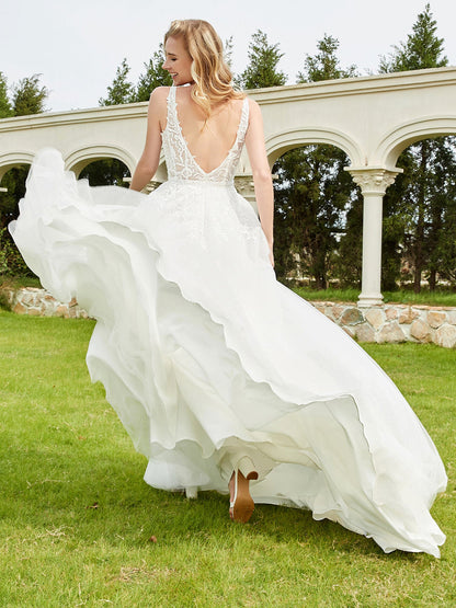 Robe de Mariée A-ligne avec Appliqués et Traîne Balayage en Ivoire