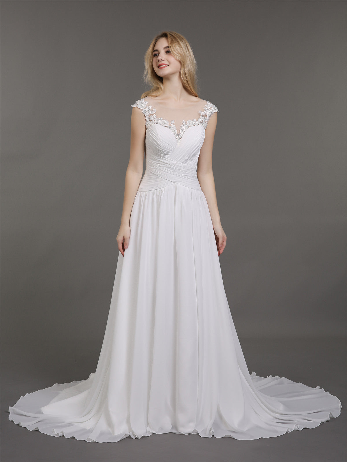 Vestido de Novia Marfil con Encaje Aplicado en Muselina