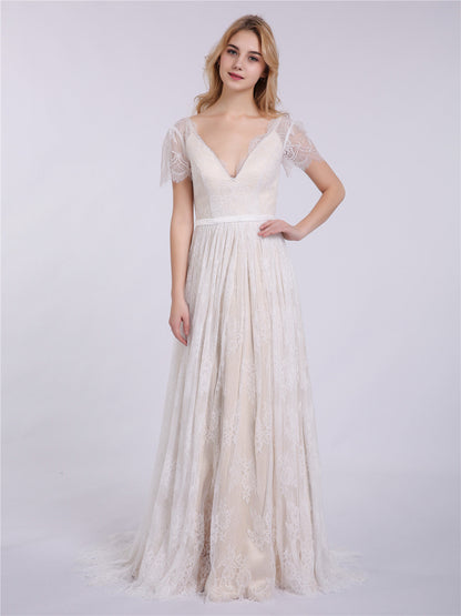 Vestido de Novia Champagne de Encaje con Escote en V y Mangas Cortas