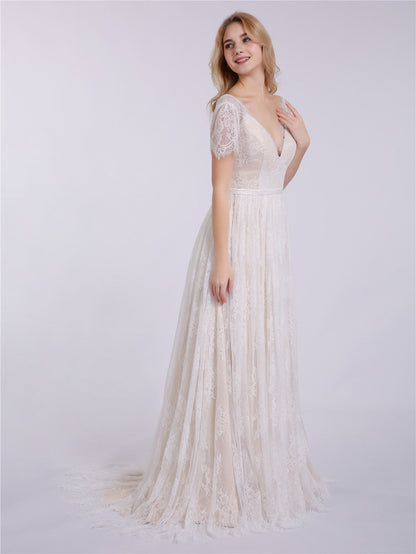 Vestido de Novia Champagne de Encaje con Escote en V y Mangas Cortas
