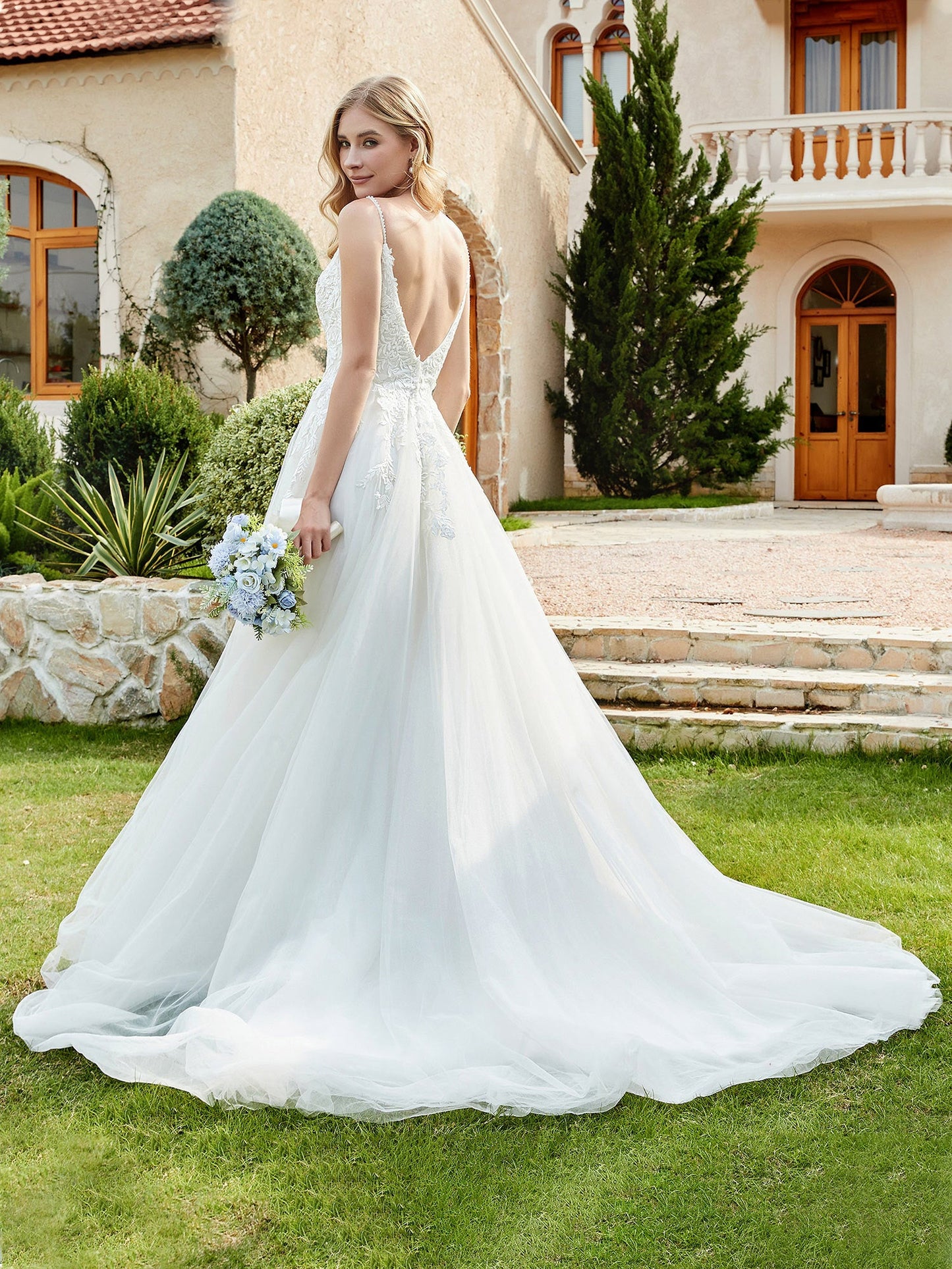 Vestido de Novia A-line con Apliques Florales en Color Marfil