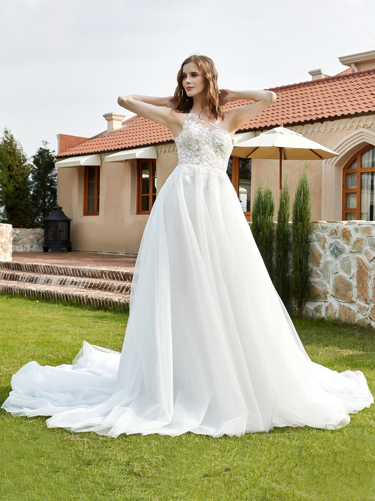 Robe de Mariée en Dentelle Ivoire avec Appliqué à Une Épaule