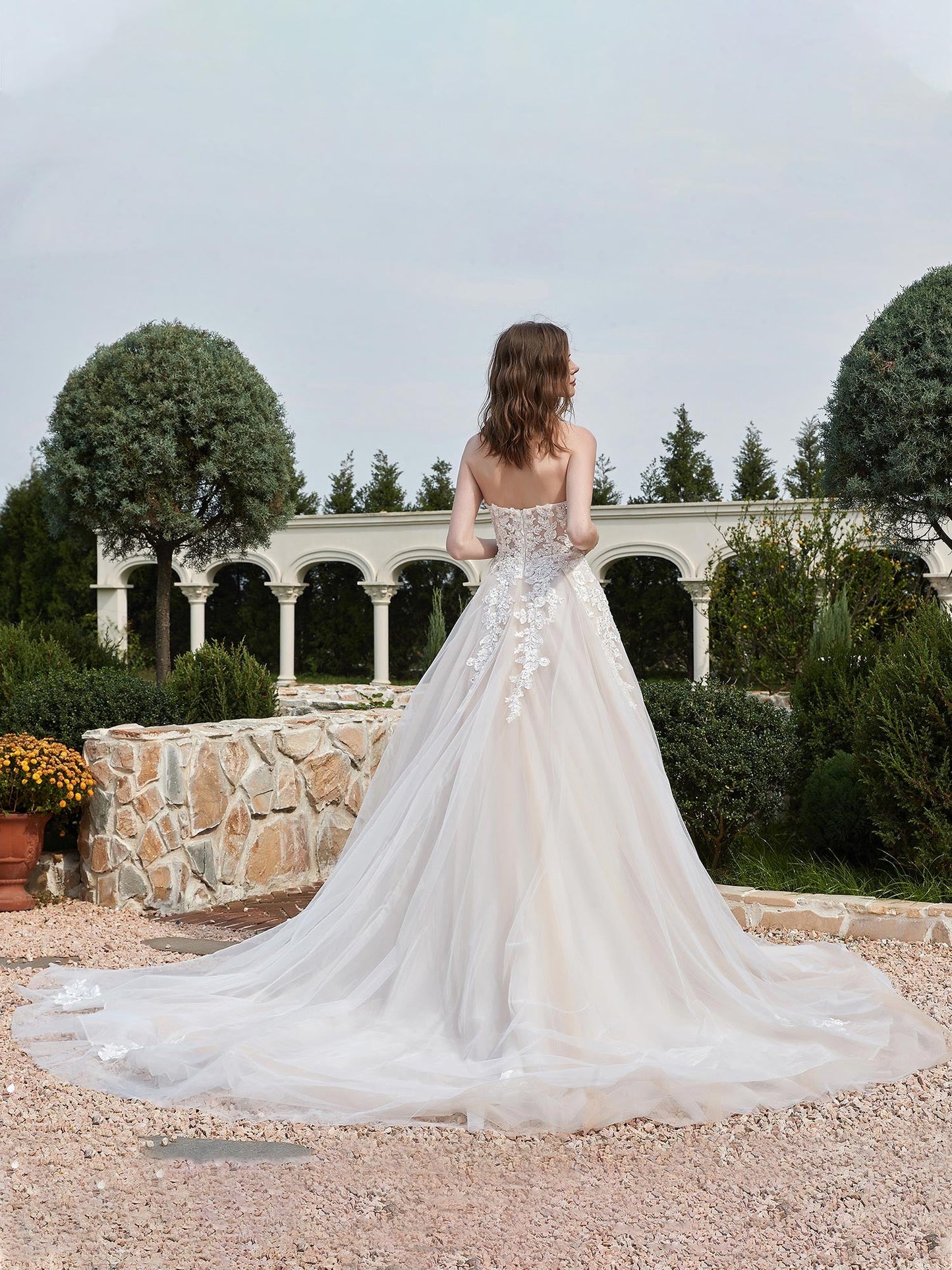 Vestido de Novia de Tul Marfil con Escote Corazón y Lentejuelas