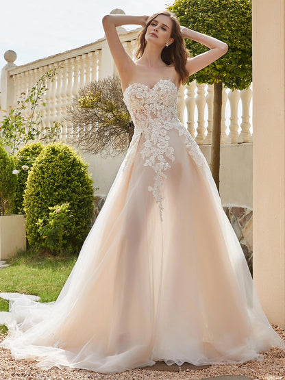 Vestido de Novia de Tul Marfil con Escote Corazón y Lentejuelas