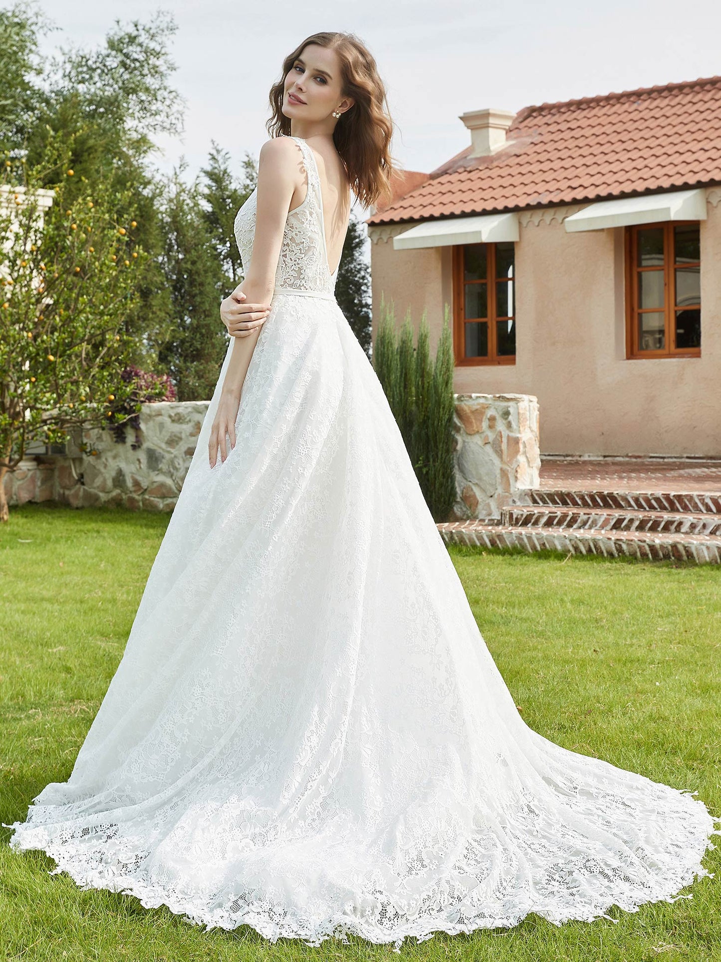 Vestido de Novia Sin Mangas de Encaje Plisado en Color Marfil