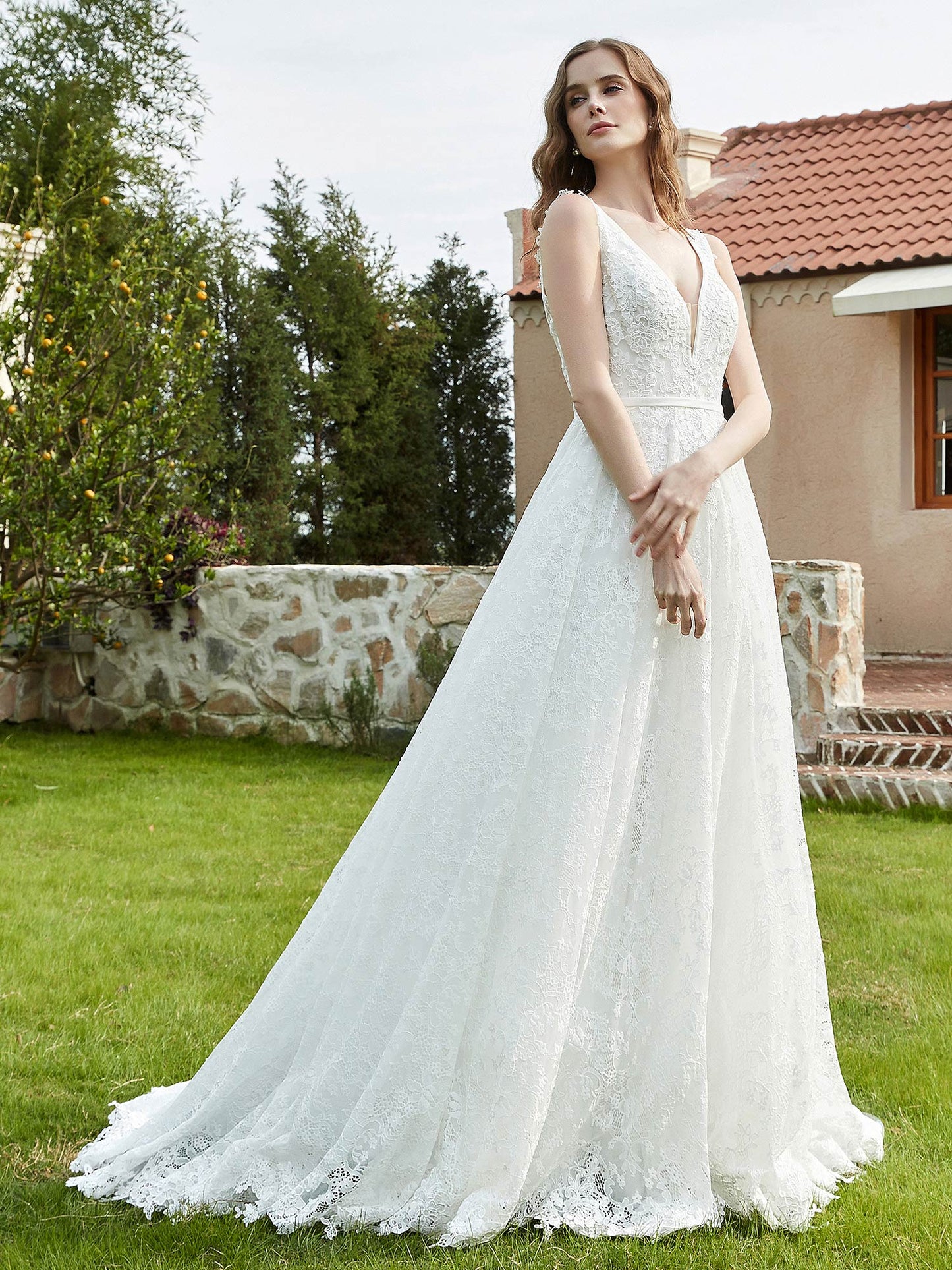 Vestido de Novia Sin Mangas de Encaje Plisado en Color Marfil