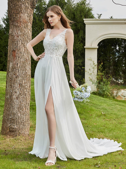 Vestido de Novia de Encaje con Escote en V y Abertura en Color Marfil