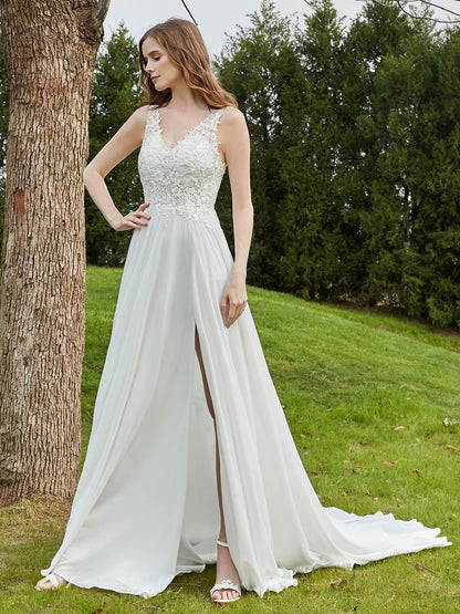 Vestido de Novia de Encaje con Escote en V y Abertura en Color Marfil