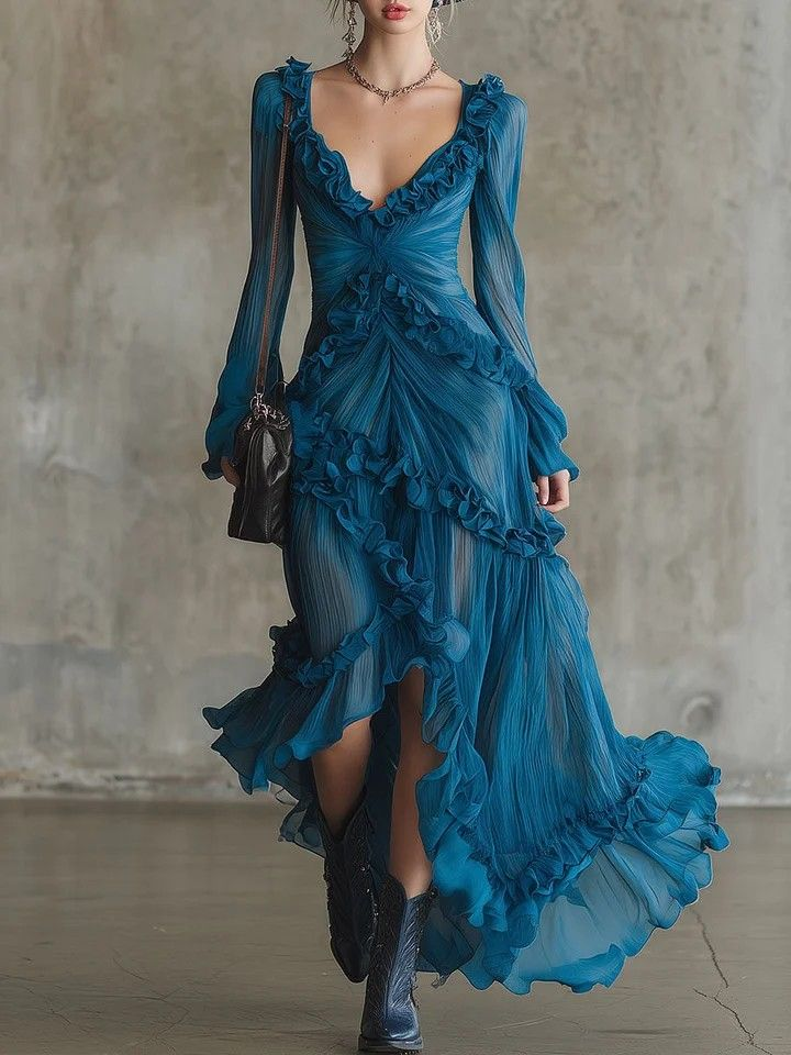 Freya – Vestido de chiffon azul con detalles de volantes