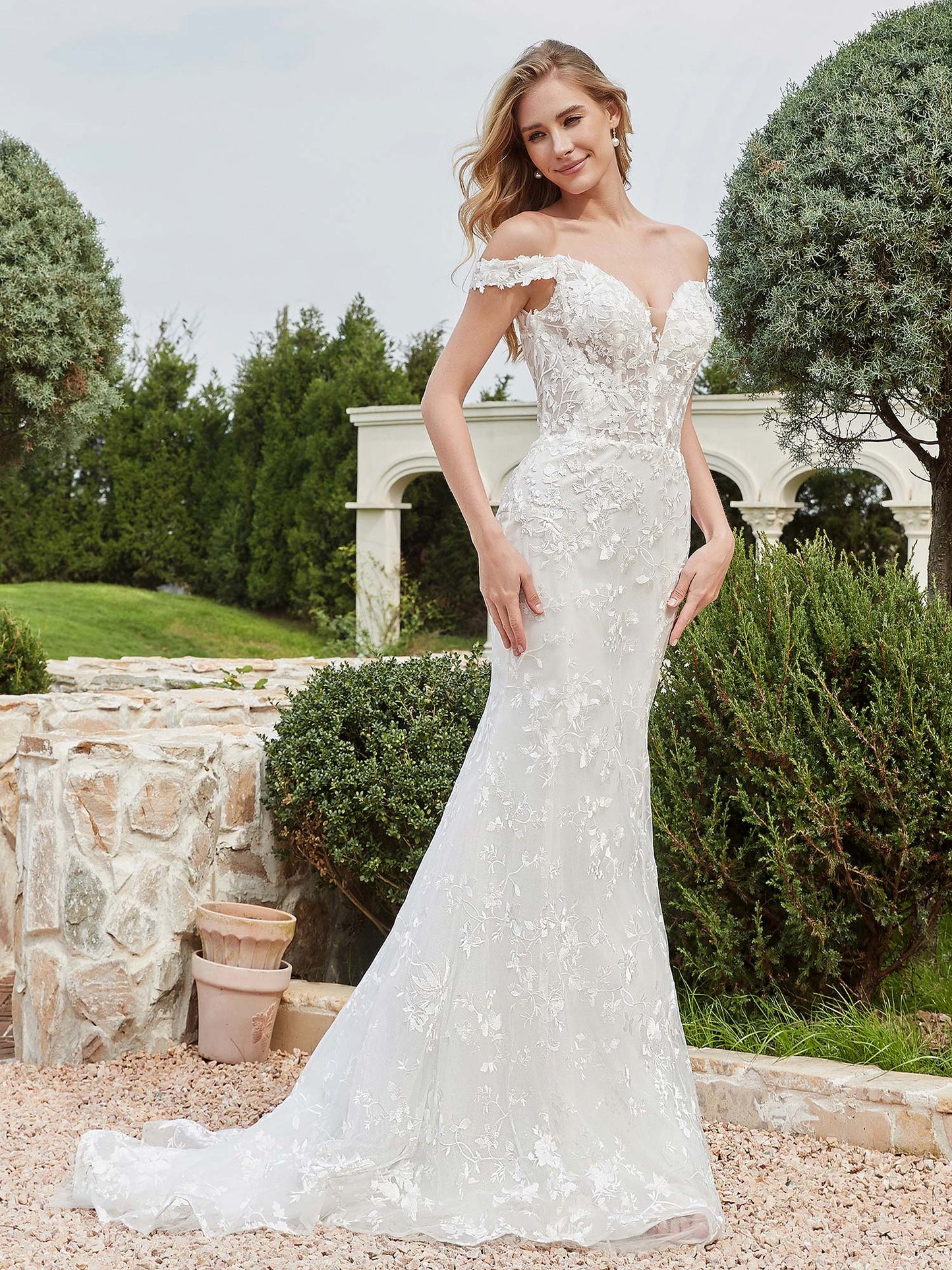 Vestido de Novia Sirena de Encaje Marfil con Escote Off-Shoulder