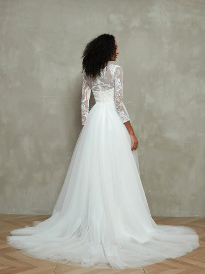 Vestido de Novia con Cuello Ilusionista, Corsé de Encaje y Falda de Tul Marfil