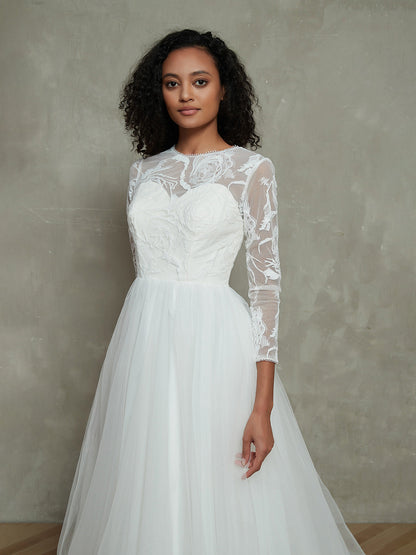 Vestido de Novia con Cuello Ilusionista, Corsé de Encaje y Falda de Tul Marfil