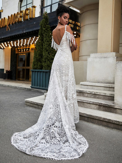 Robe de Mariée A-ligne en Dentelle Appliquée avec Traîne Balayage en Ivoire