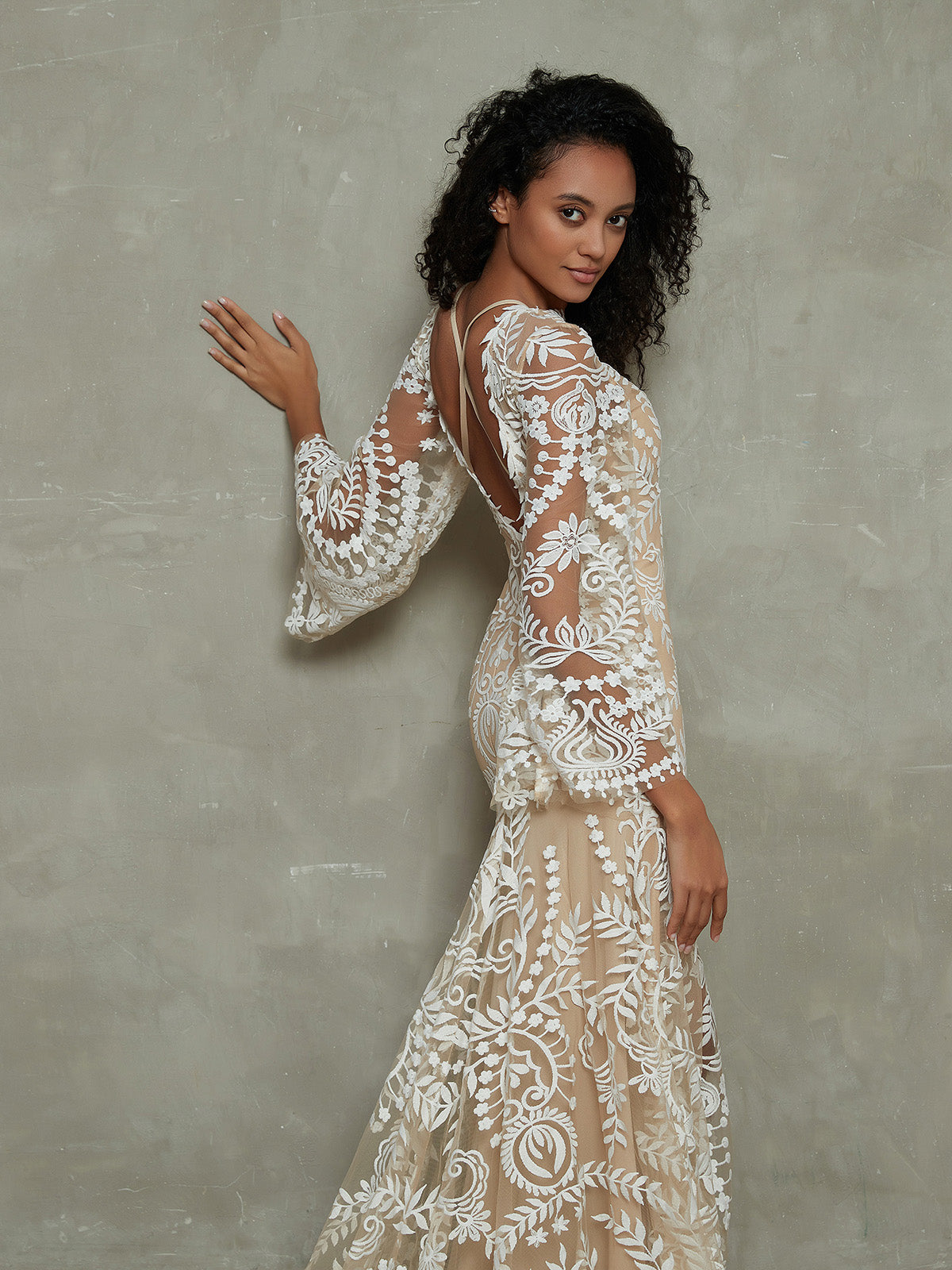 Vestido de Novia Bohemio de Encaje Sirena con Mangas Largas - Estilo de la Imagen