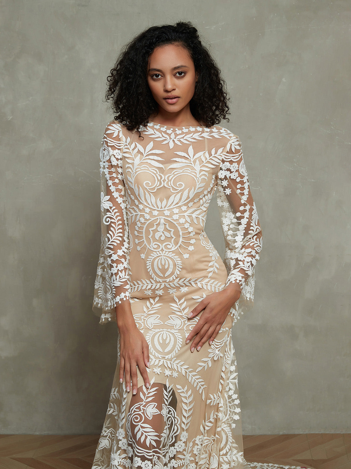 Vestido de Novia Bohemio de Encaje Sirena con Mangas Largas - Estilo de la Imagen